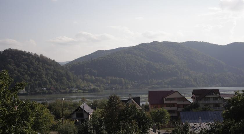 Pensiunea Moldova Piatra Neamţ Exteriér fotografie